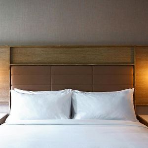 Classic  King Room Mobility accessible